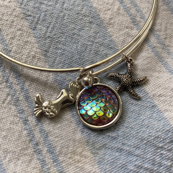 Mermaid bangle - Picture 2 of 2